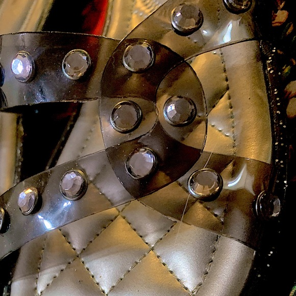 Beautiful rhinestone & Glitter Slide Sandals. Grey & Silver SO sparkly - Picture 3 of 7